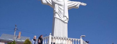 Статуя Христа-Спасителя на Гошівській горі у Трускавці.