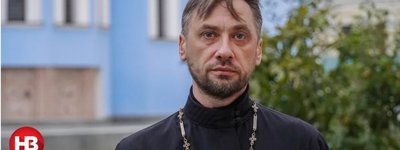 Отец Сергий Дмитриев отмечает, что именно в религиозном мире и именно в христианстве женщин начали возводить в сан святых