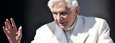 Услід за Папою Франциском від COVID-19 вакцинувався Папа-емерит Бенедикт XVI