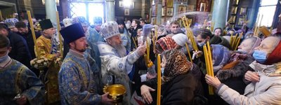 Митрополит УПЦ МП Онуфрій освятив свічки у Львові