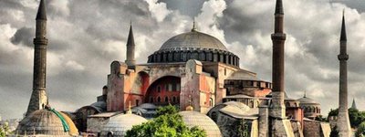 Головний імам мечеті у Стамбулі, перетвореної з храму Святої Софії, подав у відставку