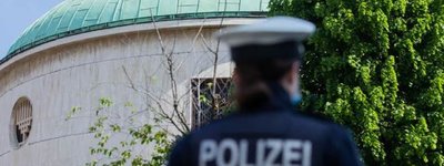 У Німеччині напали на дві синагоги та спалили прапор Ізраїлю