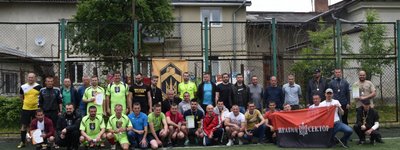 Священики УГКЦ зіграли у футбол з ветеранами російсько-української війни