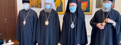 Митрополит УПЦ МП привез деньги митрополиту Бейрутскому на восстановление храмов