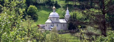 "Зривали ікони і рушники", - на Вінничині через конфлікт між ПЦУ та УПЦ МП знову опечатали храм