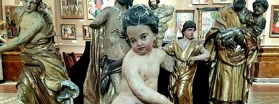 На Прикарпатті відкрили експозицію сакральних скульптур, які потребують реставрації