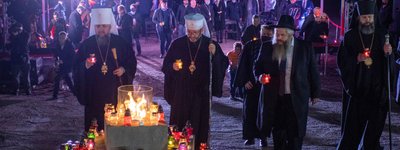 В Киеве возле памятника жертвам Бабьего Яра состоялась межрелигиозная молитва (обновлено)