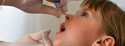 В Україні офіційно підтвердили випадок поліомієліту в дитини, батьки якої відмовились від щеплень через релігійні переконання