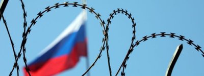 У Криму під будівлею "суду" масові затримання активістів та адвокатів кримських татар