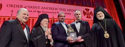 Патріарх Варфоломій вручив премію Афінагора вченим, які борються з COVID-19