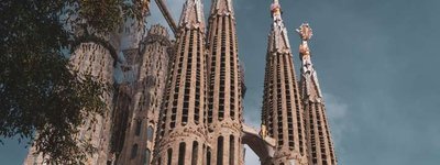 У Барселоні відкрили другу за висотою вежу храму Святого Сімейства