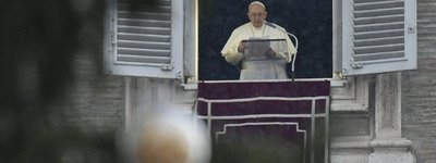 Папа молиться за постраждалих під час протестів у Казахстані