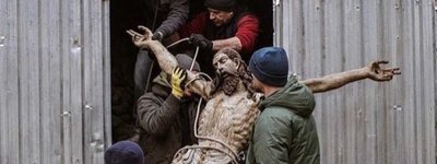 Как во время Второй мировой войны: статую Иисуса Христа вывезли из Армянского собора во Львове