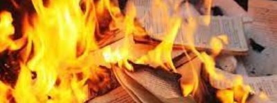 В Ирпене сожгли тысячи Библий