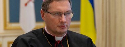 «Я передал в Ватикан реакцию из Украины», – Апостольский Нунций о совместном стоянии под крестом украинки и россиянки