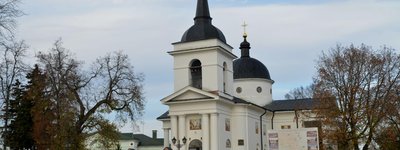 УПЦ МП відмовили у оренді Воскресенської церкви - усипальниці гетьмана Розумовського