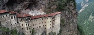 У Туреччині відкрили для відвідувачів унікальний монастир