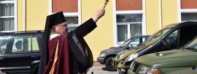 Греко-католики передали автомобілі для потреб ЗСУ