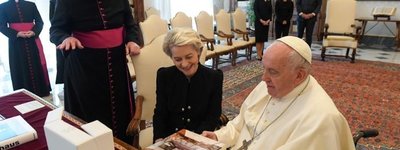 Pope and Von der Leyen meet to discuss war in Ukraine