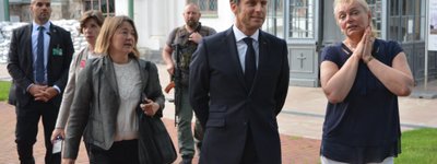 Emmanuel Macron visits St. Sofia of Kyiv