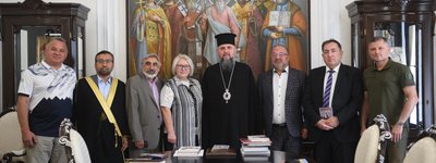 Митрополит Епіфаній зустрівся з представниками Ради національних спільнот України
