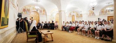 До Патріарха Кирила в Москву привозили українських дітей