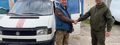 Пастор з Рівненщини віддав особисте авто для військових із ЗСУ