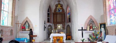 В Бахмуте оккупанты попали в римско-католический костел и церковь «Слово жизни»