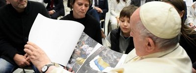 Pope meets with wife and son of Ukrainian prisoner of war