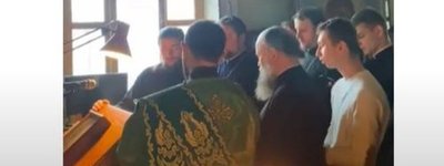 "Батько їх - Кирило, РПЦ - їх мати", - українці відреагували на піснеспіви священнослужителів УПЦ МП