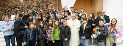 Діти українських воїнів зустрілись з Папою Франциском