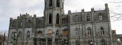 На Житомирщині вимагають повернути державі палац Терещенків, яким користується монастир УПЦ МП