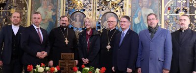 Заступниця Держсекретаря США зустрілася в храмі УГКЦ в Римі з українськими біженцями