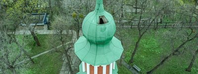 У Києві відновили пошкоджений негодою купол Кирилівської церкви