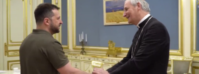 Зеленский встретился в Киеве с представителем Папы Римского