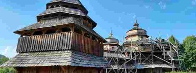 На Львівщині реставрують одну з найдавніших дерев’яних церков з унікальними розписами