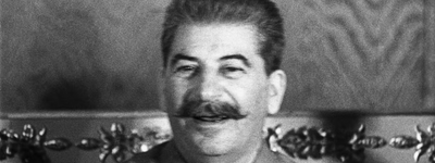 Йосип Сталін, очільник СРСР і головний ідейний організатор масових репресій і вбивств, зокрема і серед духовенства.