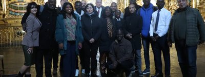 Журналістам з африканських країн організували екскурсію у Софійському соборі