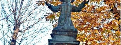 Реставратори відновили скульптуру святого Яна з Дуклі з криниці бернардинського монастиря у Львові