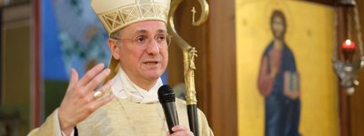 «Щоденно молюся вервицю за ваш народ», — єпископ Стефан Гессе до українців в Гамбурзі