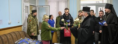 Предстоятель ПЦУ відвідав поранених захисників у житомирському шпиталі