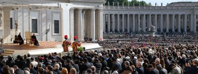 Папа паломникам: Моліться за мир, за змучену багатостраждальну Україну