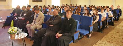 У Луцьку відбулась богословська конференція "Місія Церкви в післявоєнній перспективі України"