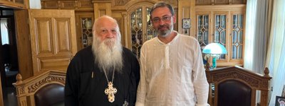 Serhii Shumylo with the abbot of the Xenophontos Monastery of Athos, Archimandrite Alexios (Mantziris), Holy Mount Athos, June 2014