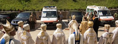 Патріарх Святослав у Зарваниці освятив чотири авто для потреб ЗСУ