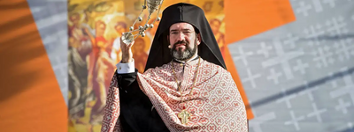 Грецький православний клірик Еммануїл Сфіакос під час богослужіння в Німеччині