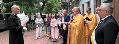 UGCC Metropolitan Borys Gudziak visits Odesa and delivers humanitarian aid