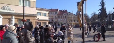 «Хрест миру» подорожує Україною: два дні він перебуває в Івано-Франківську