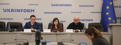 60 % украинцев готовы терпеть материальные трудности ради личных свобод