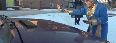 Алтайський шаман провід ритуал "десатанізації" автівок для фронту